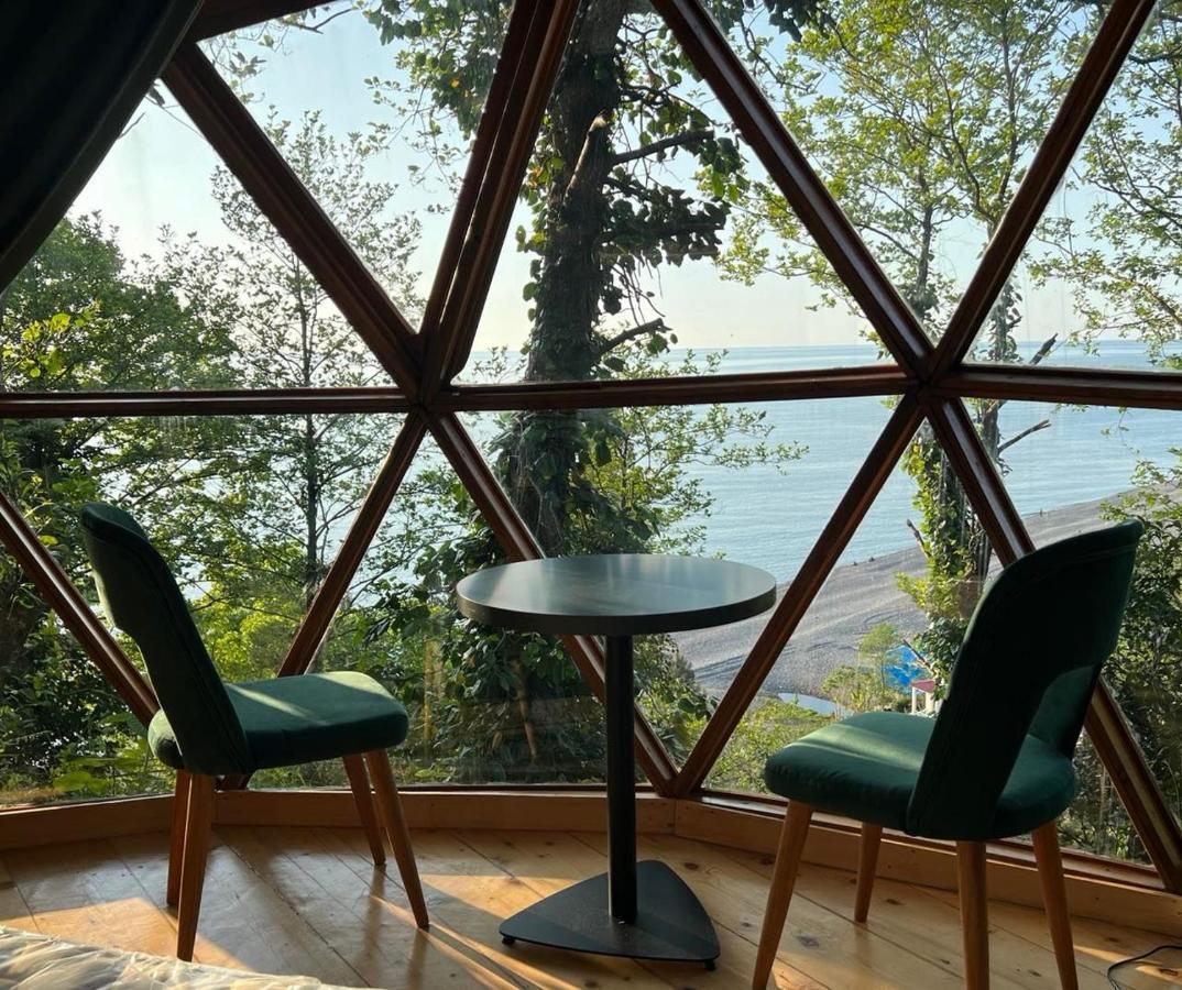 באטומי Glamping Martini Kvariati מראה חיצוני תמונה