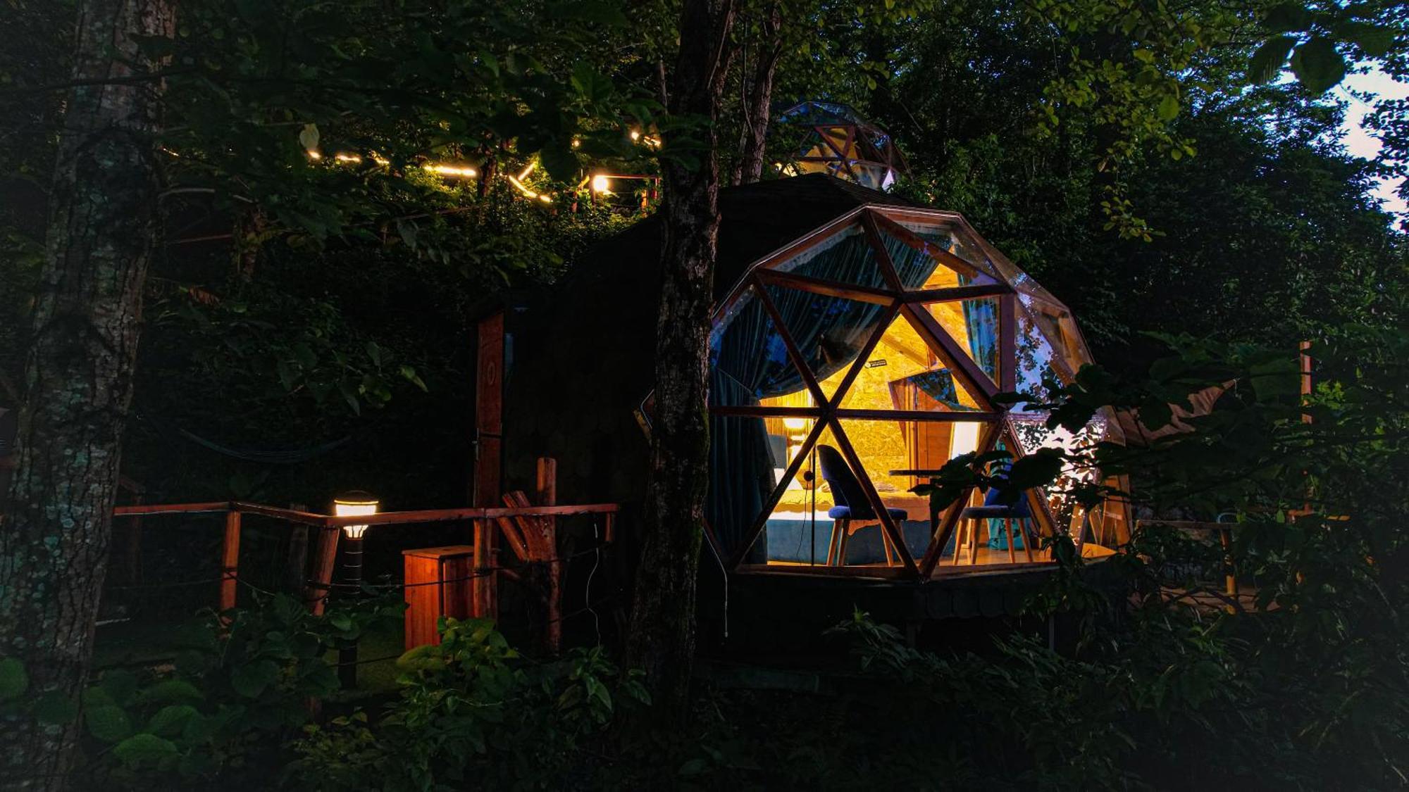 באטומי Glamping Martini Kvariati מראה חיצוני תמונה